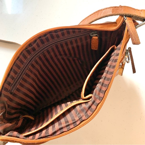 Jack Georges Buffalo Leather City Slim Crossbody Purse - Picture 7 of 12